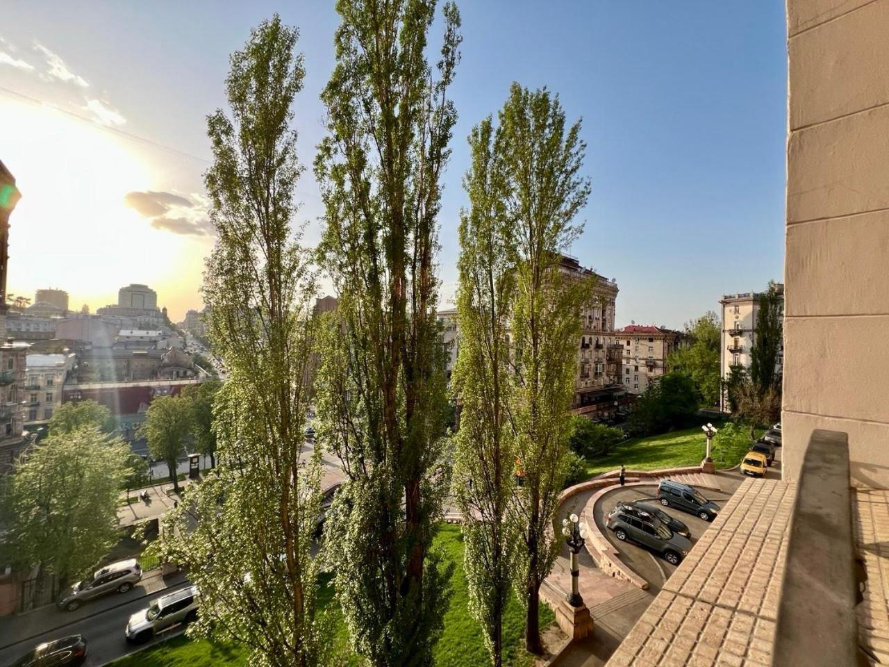 Apartments Rentals Ukraine On Kreshchatik Kiev Buitenkant foto
