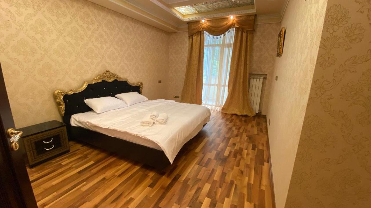 Apartments Rentals Ukraine On Kreshchatik Kiev Buitenkant foto