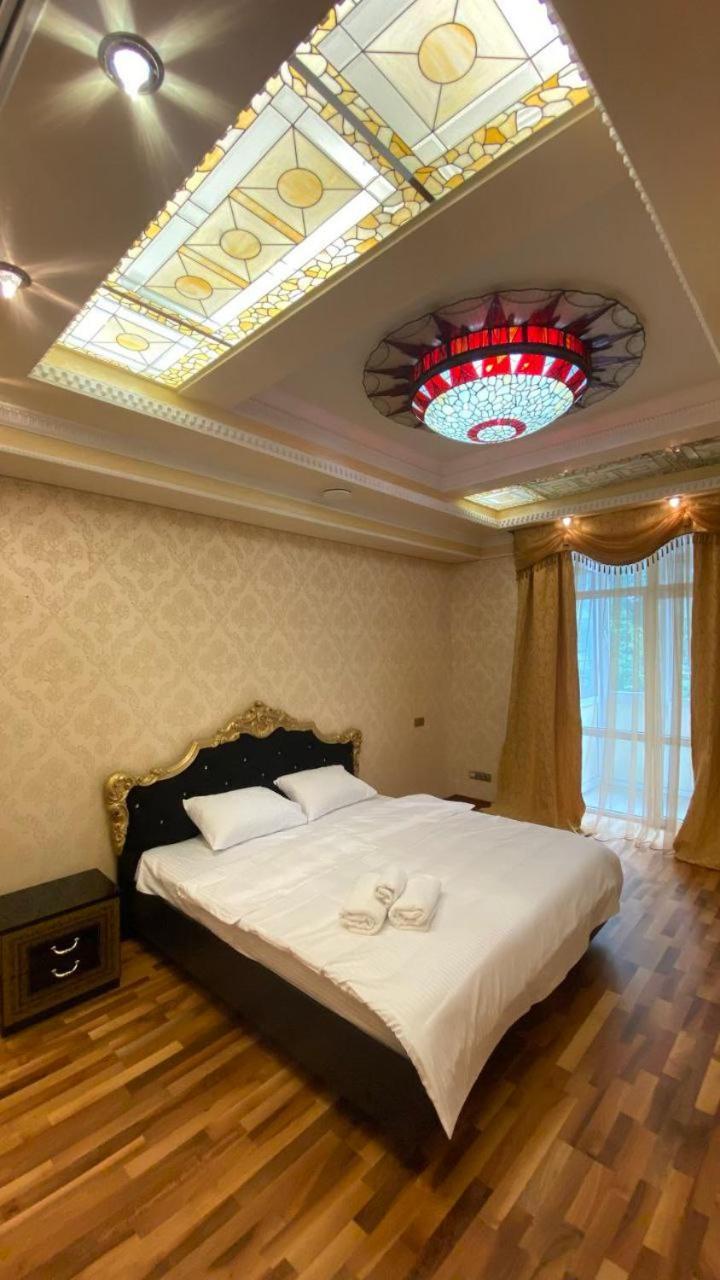 Apartments Rentals Ukraine On Kreshchatik Kiev Buitenkant foto